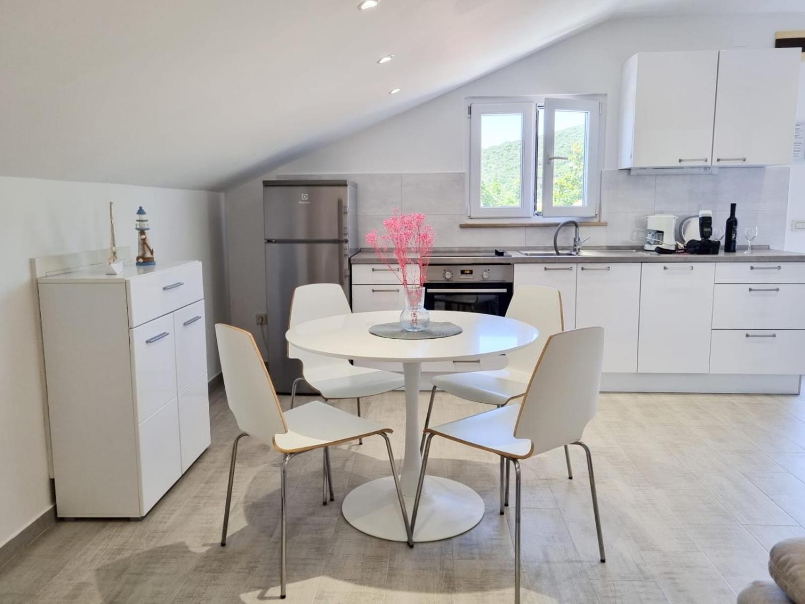 Apartments Miovic مولونات الغرفة الصورة